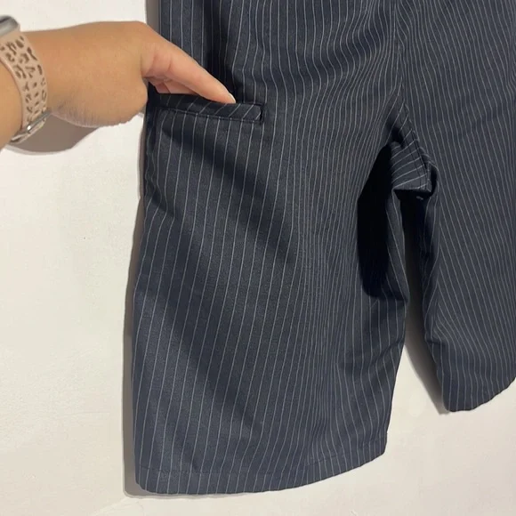 Ripcurl Men's 11" Black Grey Pinstripe Cargo Board Shorts Size 31 - Picture 9 of 9